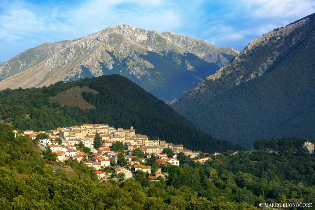 Hotel Degli Olmi Villetta Barrea Esterno foto